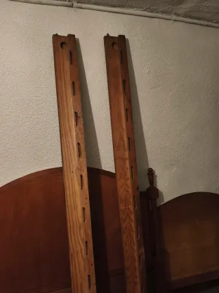 Cabecero de cama de madera clásico