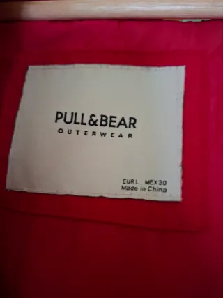 Plumas Pull & Bear Rojo