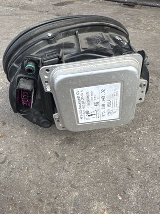 Faro Izquierdo Porsche Panamera 2012