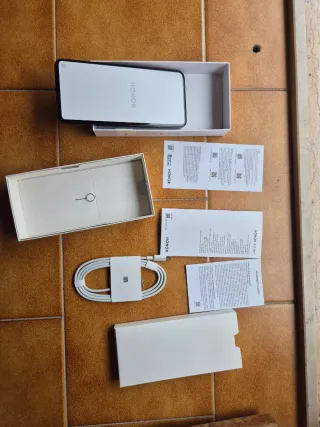 Telefono Cellulare Honor 90 Lite Mai Utilizzato