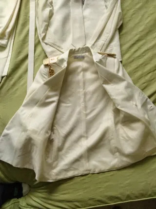 Traje Comunión Niño Blanco y Dorado