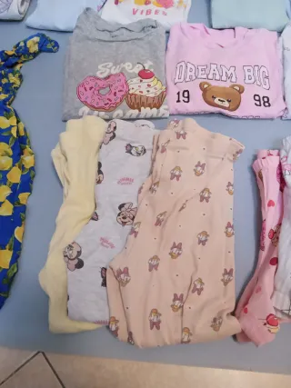 Lotto 22 capi bimba 2/3 anni