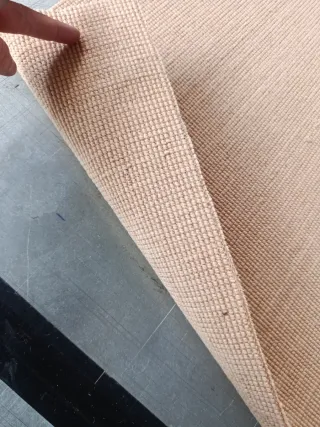 Alfombra lana bucle pie de cama beige