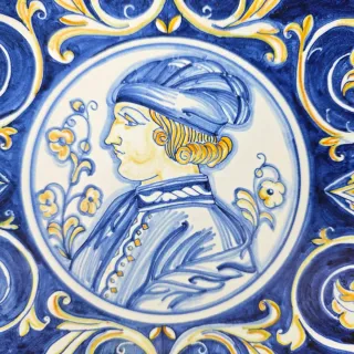 Piatti da parete in maiolica stile rinascimentale