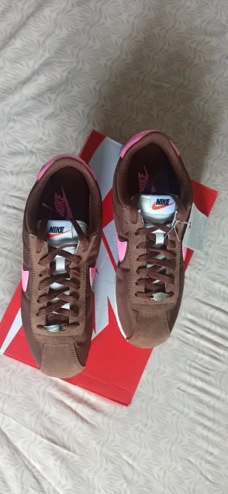 Nike Cortez Marrón y Rosa t.42.5