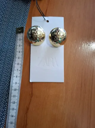 Pendientes Zara dorados