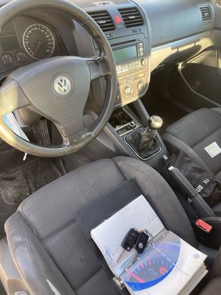 Volkswagen Golf 2005