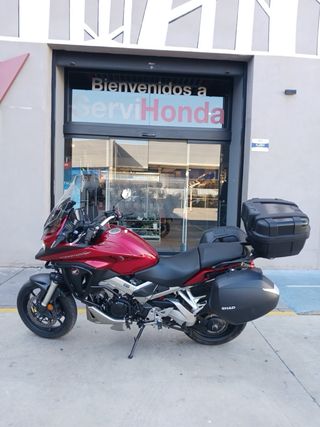 Honda VFR 800X Crossrunner Roja y Negra