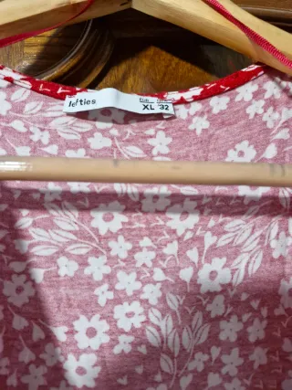 Vestido Lefties estampado flores rojo Talla XL