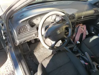 Peugeot 406 2001