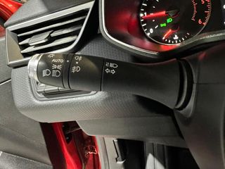 Renault Clio Intens Blue dCi 63 kW (85CV)