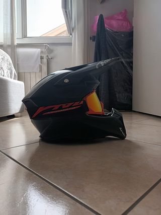 Casco Airoh Motocross con Mascherina Arancione
