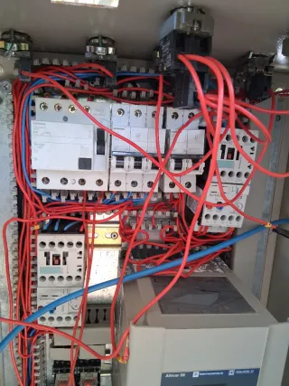 Variador Frecuencia Schneider Altivar 28 2.2 kw