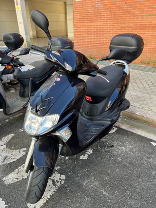 Kymco Vitality 50 2T Scooter Negra 5.923km