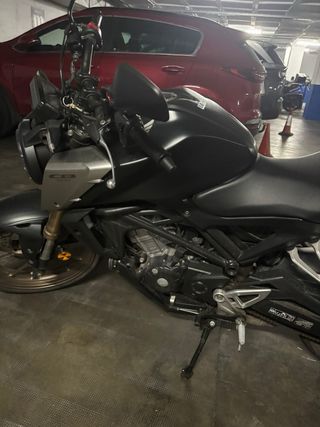 Honda CB125R 2021 - 10548 km