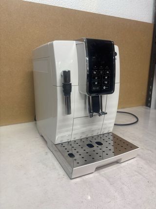 Cafetera DeLonghi Dinamica Blanca
