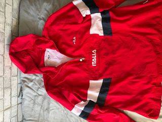 Chaqueta Fila Roja con Logo Italia