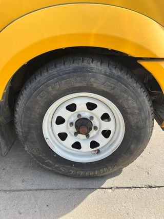 Nissan Navara Grúa 4x4 - 2008 - Para funcionar YA!