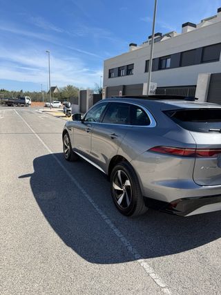 Jaguar F-Pace 2021
