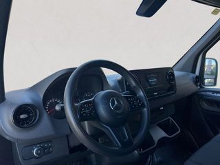 Mercedes-Benz Sprinter Furgon 311 CDI Medio 3.5T Techo Alto 84 kW (114 CV)