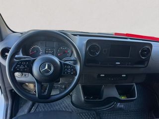Mercedes-Benz Sprinter Furgon 311 CDI Medio 3.5T Techo Alto 84 kW (114 CV)