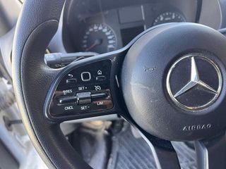 Mercedes-Benz Sprinter Furgon 311 CDI Medio 3.5T Techo Alto 84 kW (114 CV)