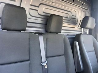 Mercedes-Benz Sprinter Furgon 311 CDI Medio 3.5T Techo Alto 84 kW (114 CV)