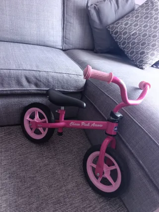 Bicicleta de equilibrio rosa Chicco