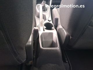 Peugeot 2008 Active BlueHDI 100 S&S BVM6