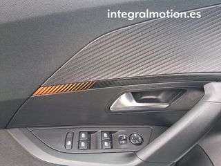 Peugeot 2008 Active BlueHDI 100 S&S BVM6