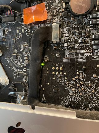 iMac 21.5 Mid-2011 (A1311) - Per Ricambi