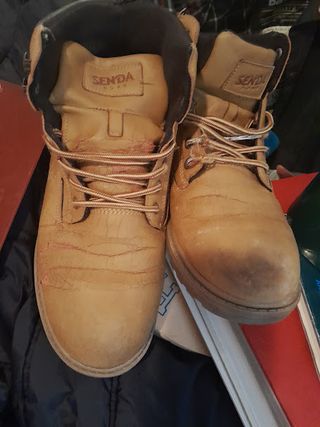 Lote: Báscula cocina, botas y destornillador Bosch