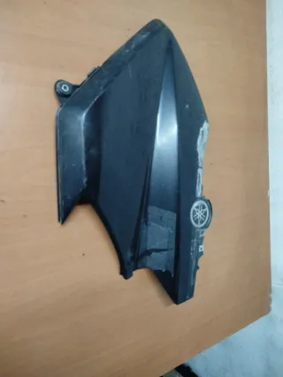 Carenado Lateral Yamaha XMAX 125 (2014-2017)
