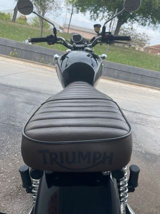 Triumph Bonneville!!! Como Nueva solo 13.000 Kms.
