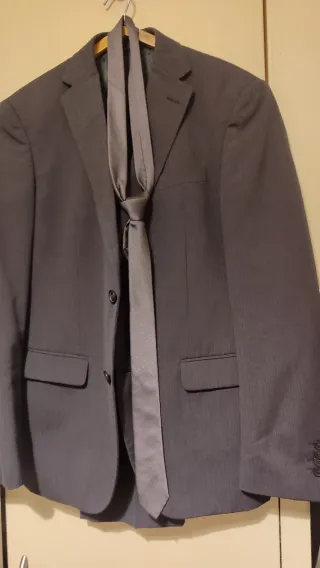 Abito elegante completo uomo