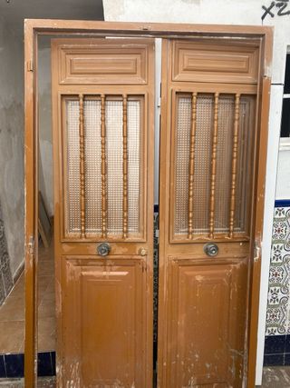 Puerta doble entrada hierro con cristal 135x210