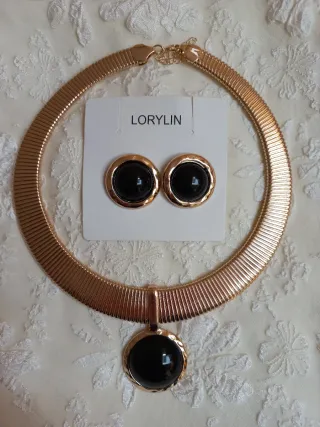 Conjunto Lorylin Collar y Pendientes Negro Dorado