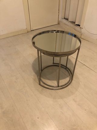 Mesitas redondas Ikea espejo
