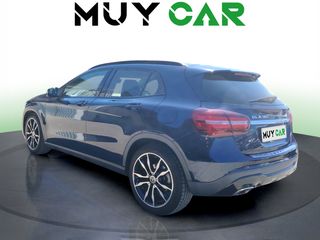 Mercedes-Benz GLA 180 90 kW (122 CV)