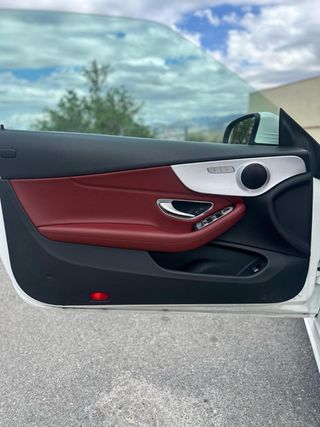 Mercedes-Benz C 220D AMG 4MATIC 9G-TR