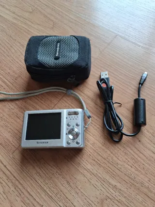 Cámara Fujifilm FinePix 6.3MP  Batería Nueva