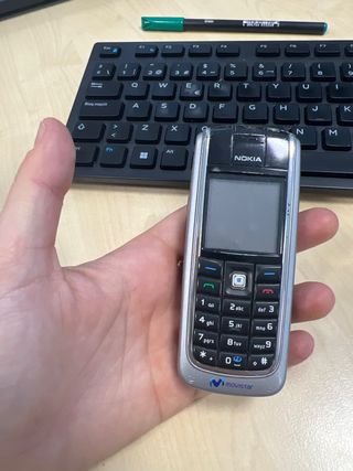 Teléfono Móvil Nokia Movistar Plata