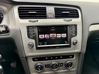 Volkswagen Golf 2016