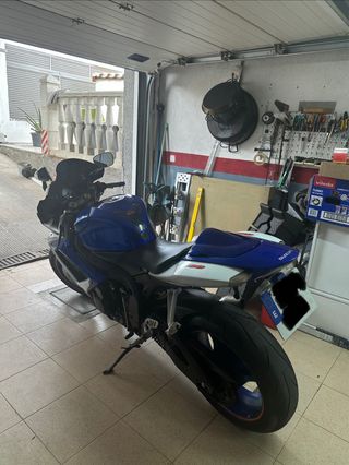 Suzuki GSXR 600 K6