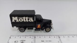 3 Camiones Corgi Escala 1:64