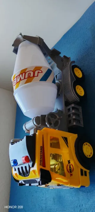 Camión Hormigonera y trailer  para transportar coc