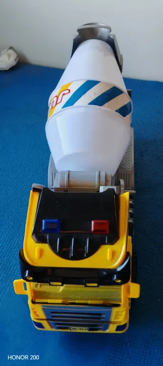 Camión Hormigonera y trailer  para transportar coc