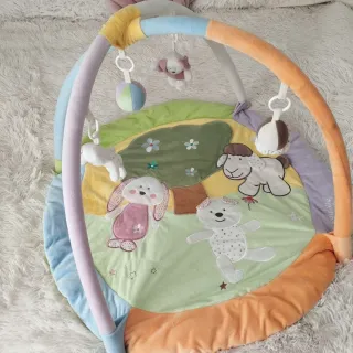 Manta de actividades para bebé
