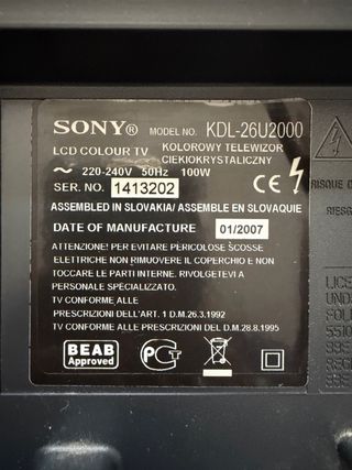 Televisor Sony Bravia Plata y Negro