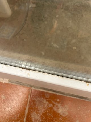 Ventana aluminio oscilobatiente